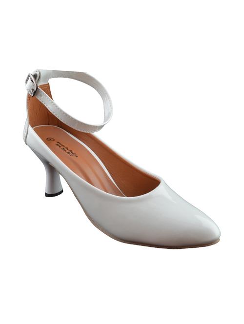 white faux leather pumps - 10074021 - Very Small Image - 1