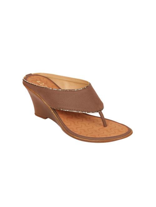 brown leatherette wedges - 10158061 - Very Small Image - 1