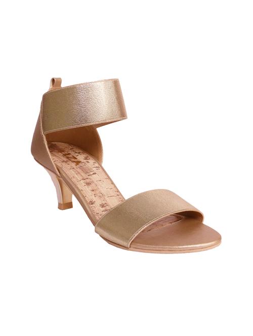 gold closed back sandal - 10242288 - Very Small Image - 1