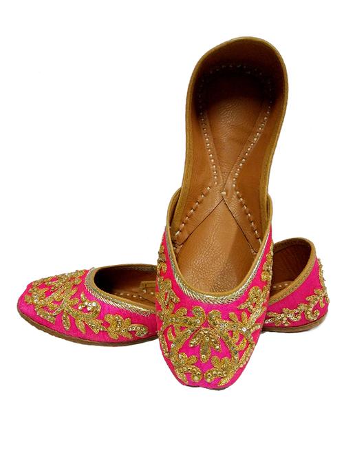coral haze pink embellished silk handcrafted jutis - 10366981 - Very Small Image - 1