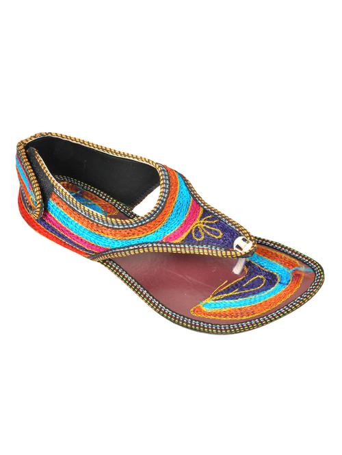 multi ethnic sandals - 10433307 - Very Small Image - 1