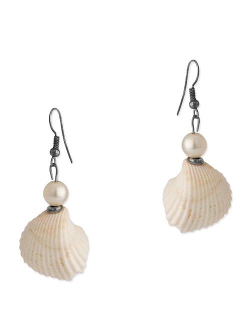 silver shell earring - 10467695 - Very Small Image - 1