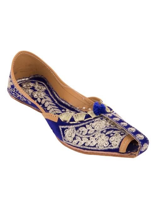 blue fabric jutis & mojaris - 10478297 - Very Small Image - 1