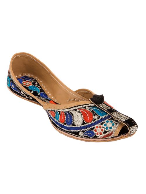 multi colored fabric slip on jutis - 10478300 - Very Small Image - 1