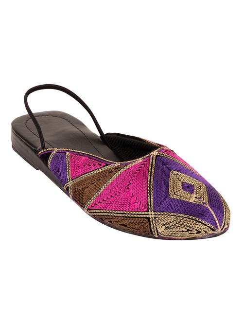 multicoloured fabric jutis & mojaris - 10478314 - Very Small Image - 1