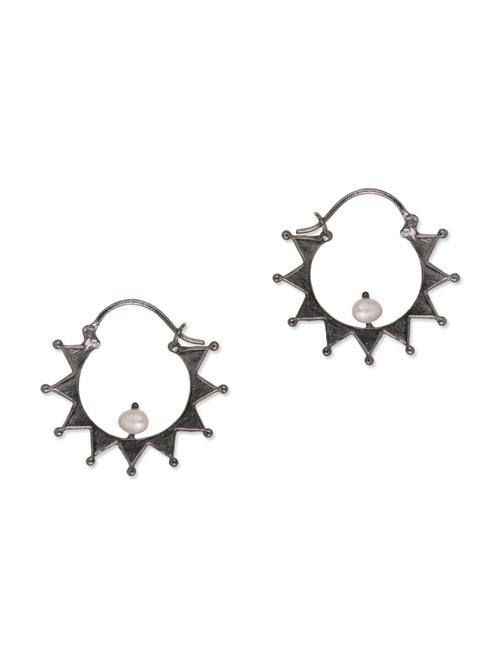 multi colored brass earring - 10506183 - Very Small Image - 1