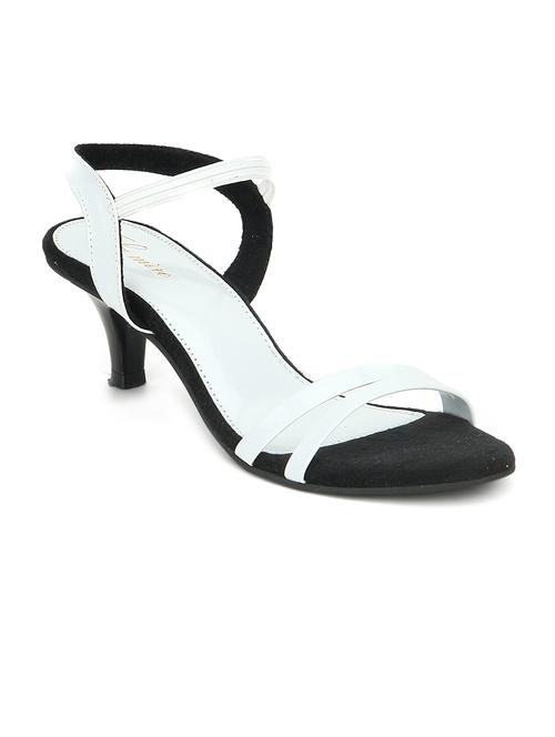 white rubber sandals - 10523843 - Very Small Image - 1