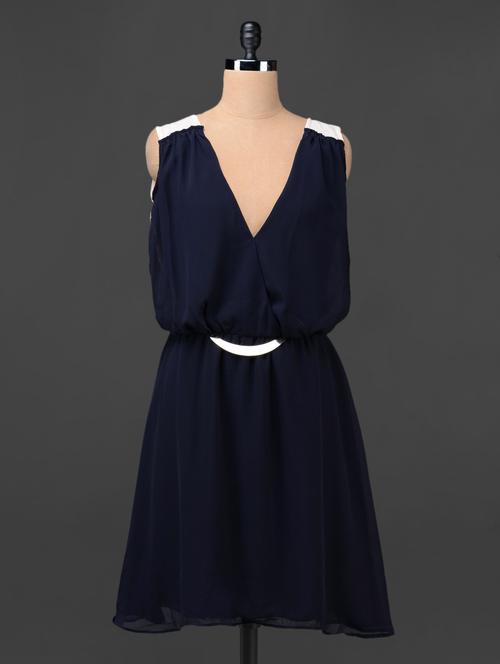 navy blue sleeveless dress - 1055146 - Very Small Image - 1