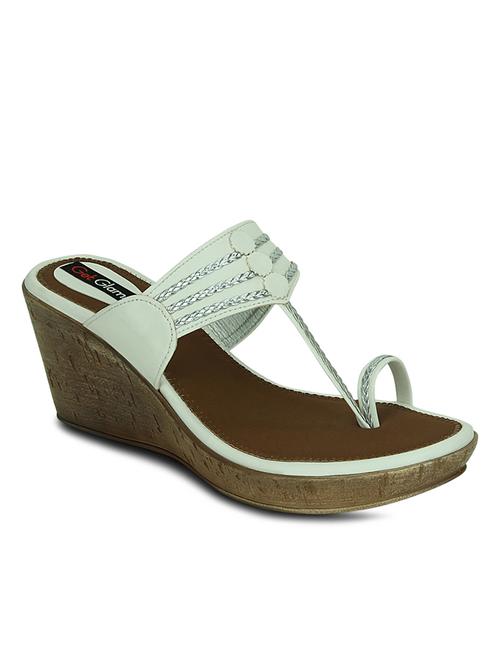 white leatherette wedge - 10588891 - Very Small Image - 1
