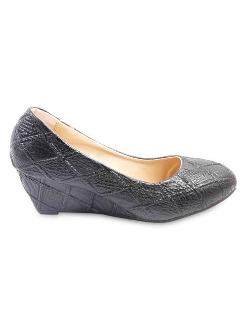 black textured wedges - 1059597 - Very Small Image - 1