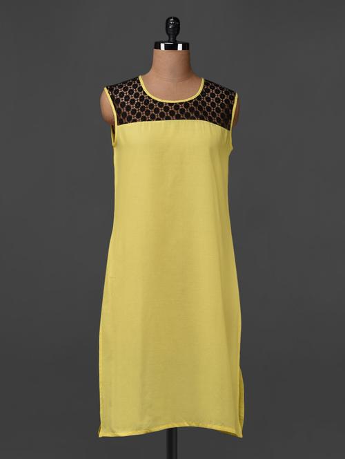 sleeveless lace yoke cotton kurta - 1061631 - Very Small Image - 1