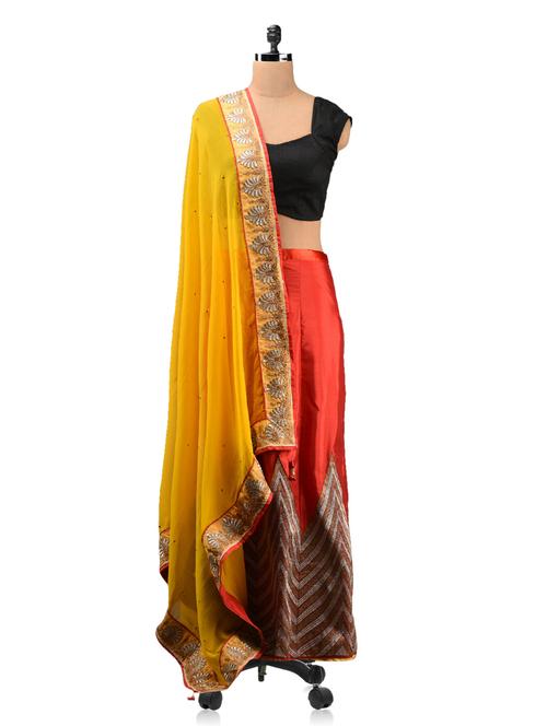 red lehenga set - 1064636 - Very Small Image - 1