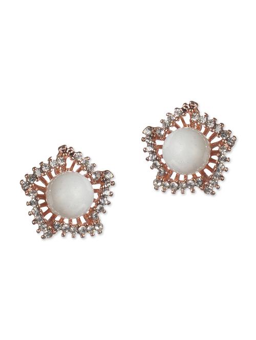 white metal alloy earring - 10649481 - Very Small Image - 1
