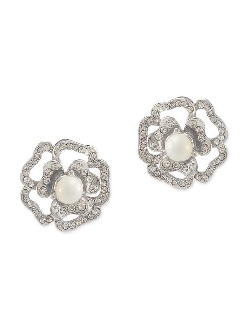 white metal alloy earring - 10649608 - Very Small Image - 1