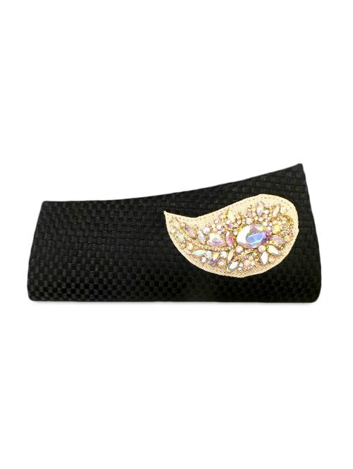 cheered jute clutch with embellished brooch - 1069784 - Very Small Image - 1