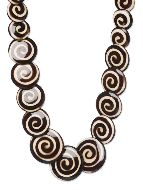 brown acrylic necklace - 10711518 - Very Small Image - 1