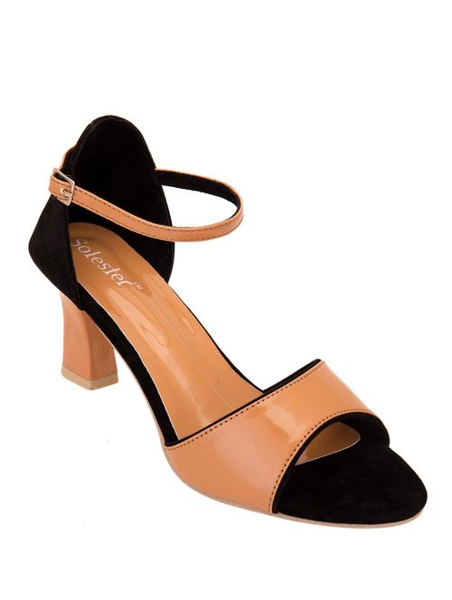 brown leatherette sandals - 10780082 - Very Small Image - 1