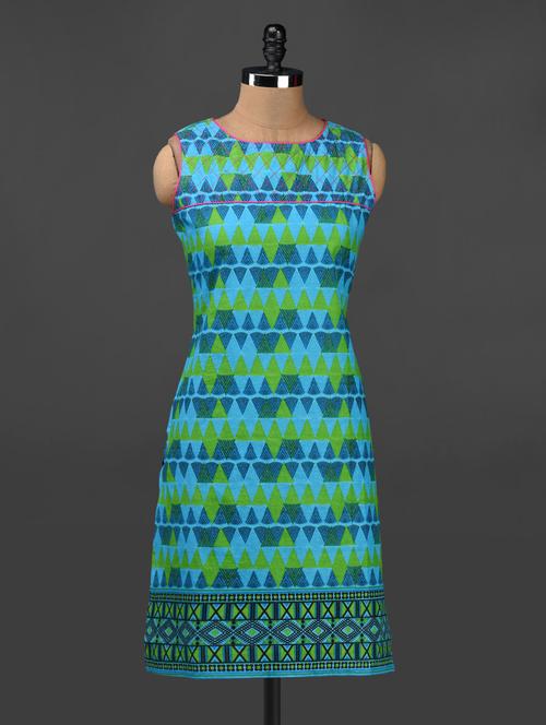triangle printed round neck cotton kurta - 1078821 - Very Small Image - 1