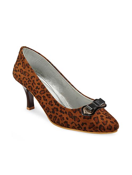 brown leatherette slip on pumps - 10816130 - Very Small Image - 1