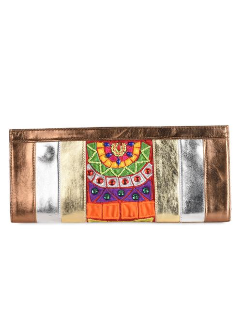 Ethnic glossy clutch - 1088032 - Very Small Image - 1