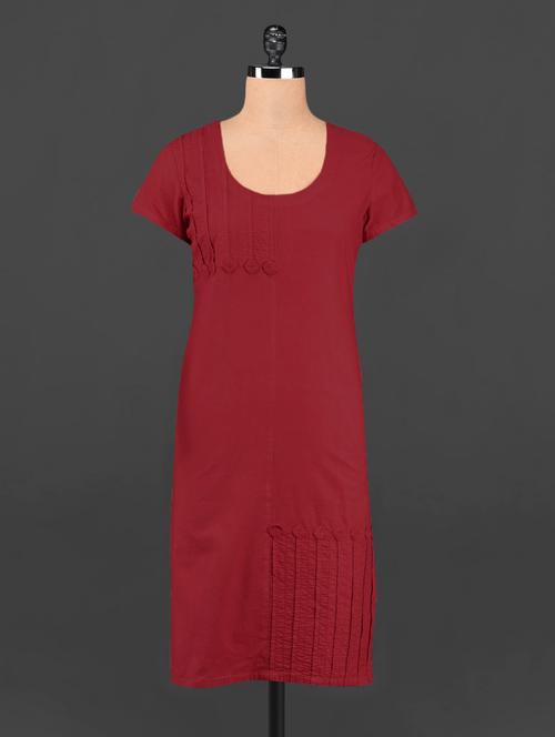 red short sleeves cotton solid kurta - 1092187 - Very Small Image - 1