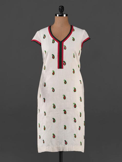 white cotton straight embroidered kurta - 1092194 - Very Small Image - 1