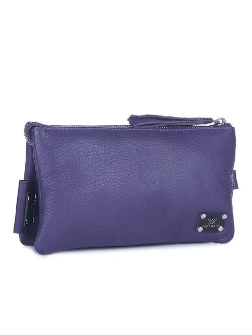 purple leather textured clutch - 11044193 - Very Small Image - 1