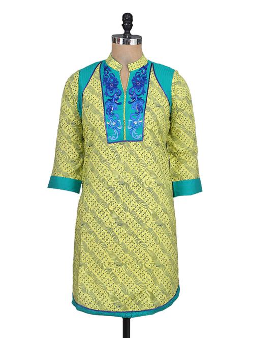 Blue Embroidered Neck Green Kurta - 1104805 - Very Small Image - 1
