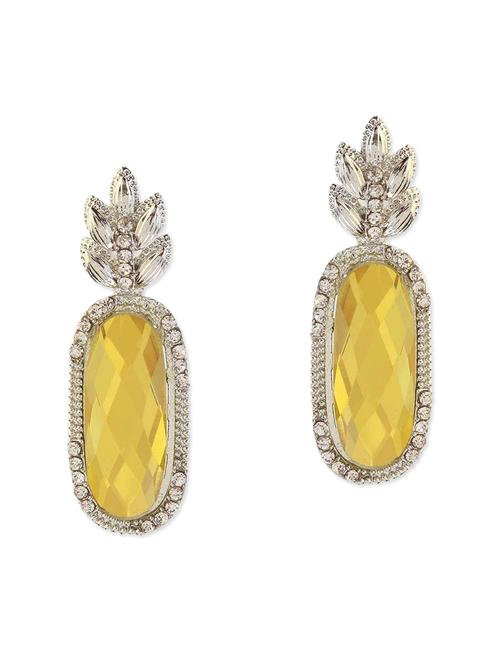 yellow metal earring - 11053494 - Very Small Image - 1