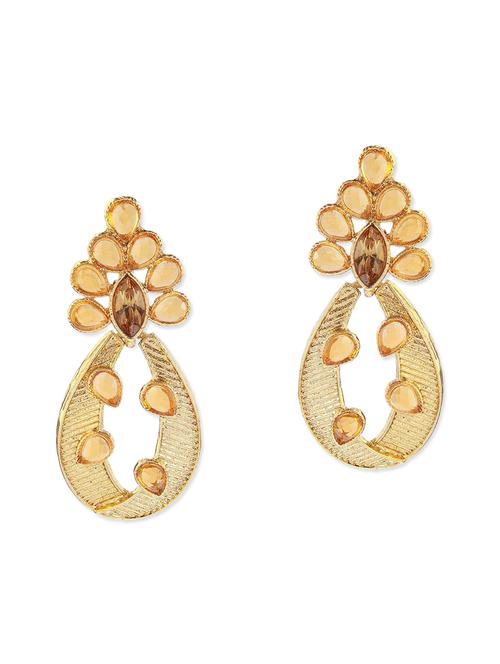 gold metal earring - 11053503 - Very Small Image - 1