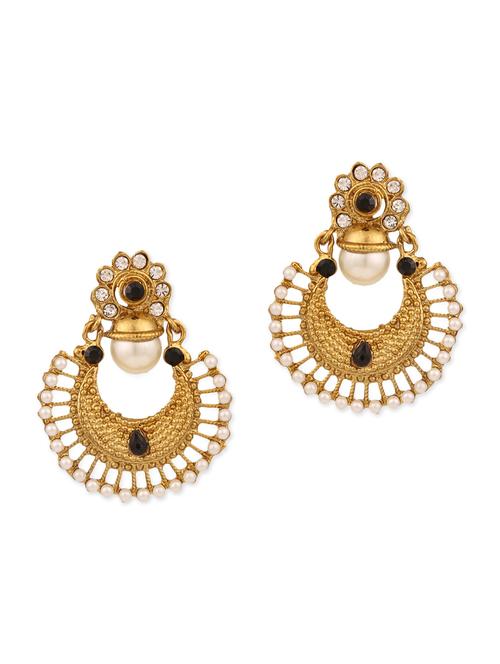 gold metal chandbali earrings - 11113497 - Very Small Image - 1