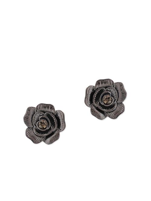 grey metal studs earring - 11253995 - Very Small Image - 1