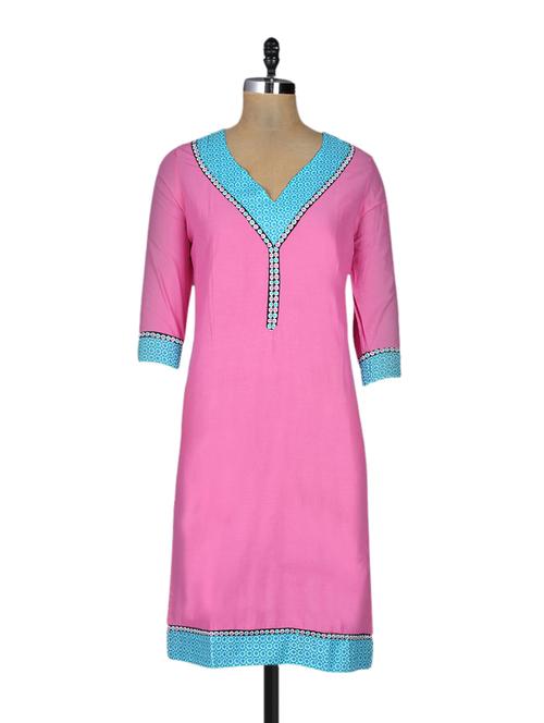 printed border solid pink cotton kurta - 1131765 - Very Small Image - 1