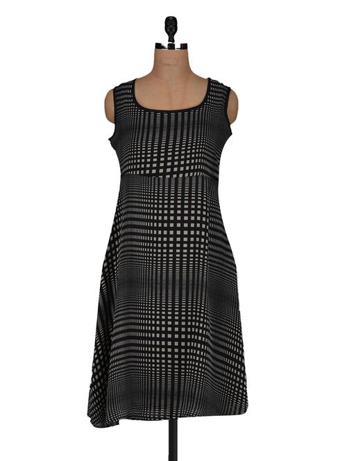 printed sleeveless polygeorgette dress - 1135598 - Very Small Image - 1