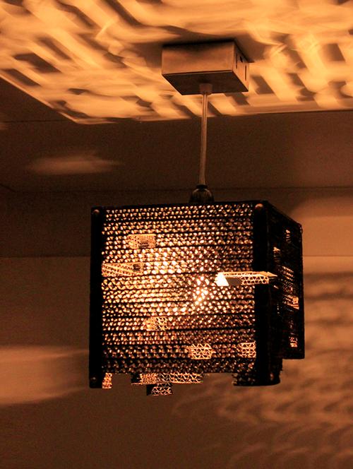 broken edge cube shaped hanging lamp - 1142368 - Very Small Image - 1