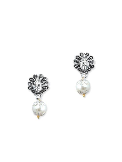 white brass pearl earrings - 11508563 - Very Small Image - 1