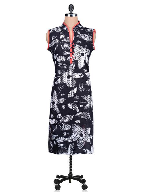 monochrome floral printed cotton kurta - 1155613 - Very Small Image - 1