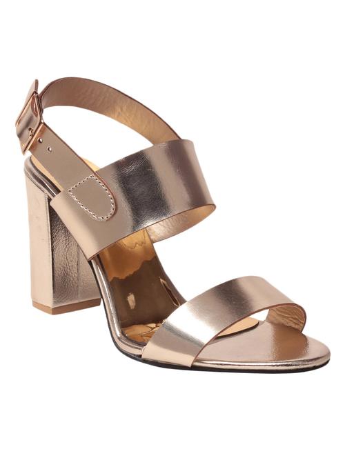 gold faux leather sandal - 11605116 - Very Small Image - 1