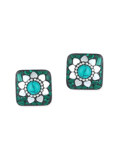 green brass square studs earrings - 11632149 - Very Small Image - 1