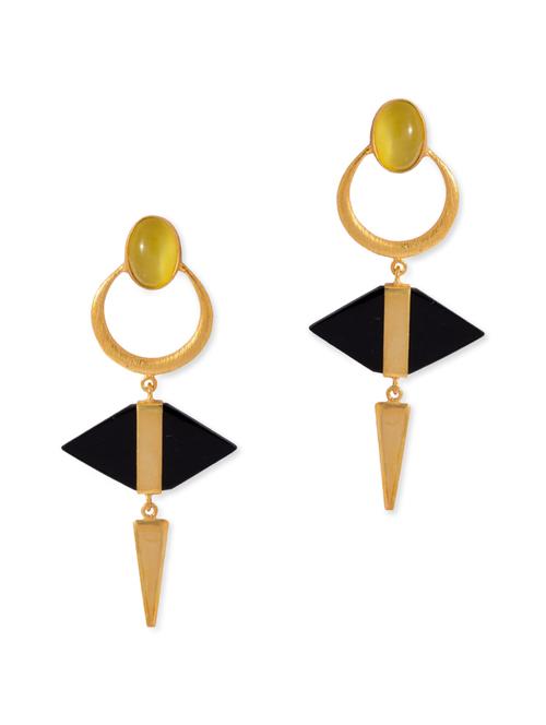 gold metal other earring - 11657291 - Very Small Image - 1