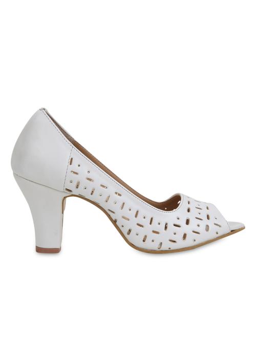 White faux heels - 1166391 - Very Small Image - 1
