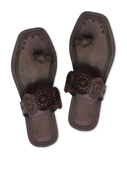 kolhapuri toe separator clip on sandals - 1166594 - Very Small Image - 1
