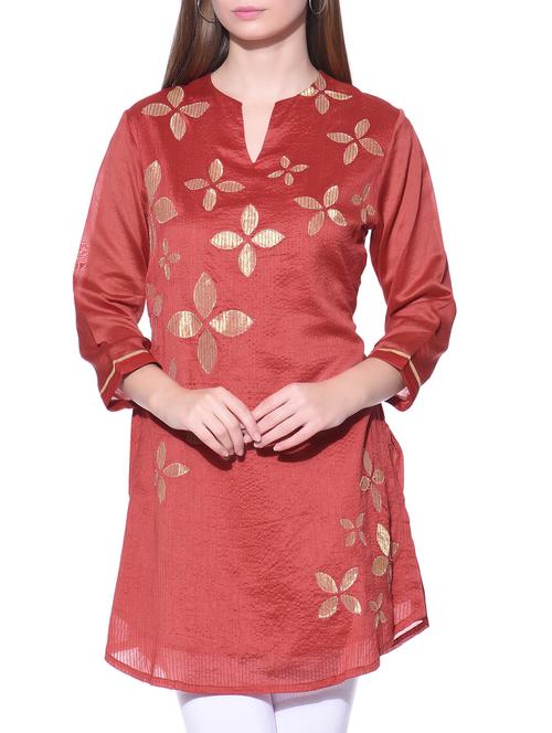 red chanderi silk tunic - 12081000 - Very Small Image - 1