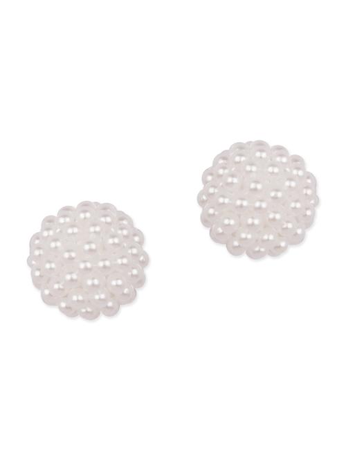 Diva Walk white alloy earring - 12100693 - Very Small Image - 1