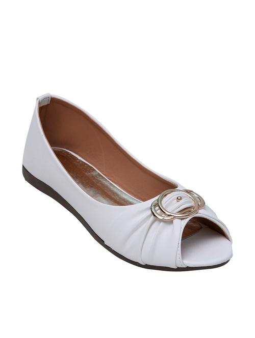 white faux leather sandal - 12165578 - Very Small Image - 1
