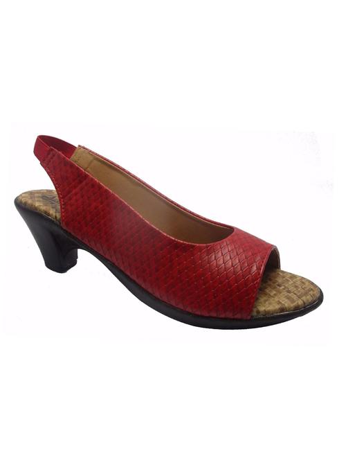 red back strap sandal - 12183827 - Very Small Image - 1