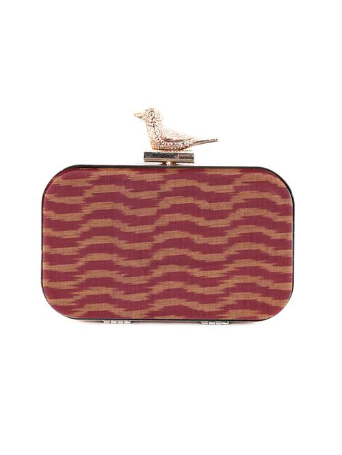 multi colored cotton clutch - 12246627 - Very Small Image - 1