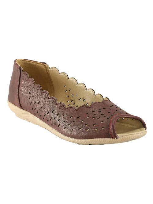 brown leatherette sandal - 12331578 - Very Small Image - 1