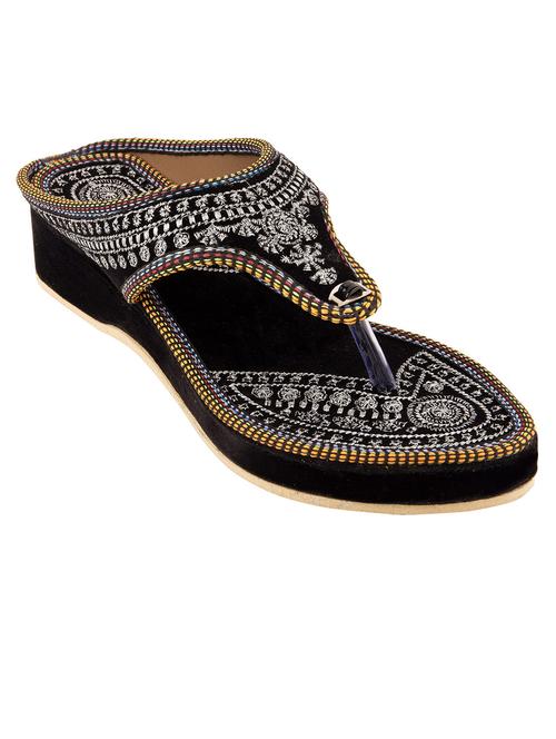 black ethnic sandals - 12347391 - Very Small Image - 1