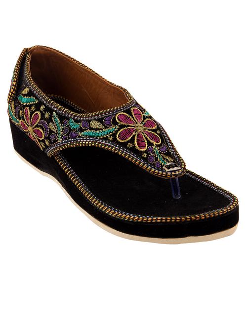 black ethnic sandals - 12347396 - Very Small Image - 1